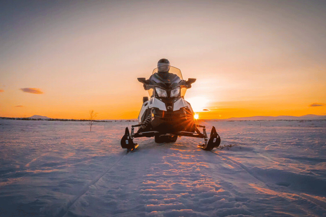 Motorschlittenfahrt in Stugudalen.