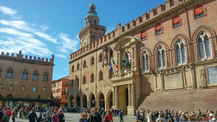 Das Rathaus von Bologna. Foto: c/o Pixabay,  Alex 1965