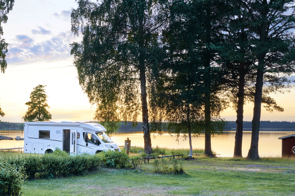 Unabhängig durch Sonnenenergie. Foto: ©AdobeStock, NIKIBA Unabhängig durch Sonnenenergie. Foto: ©AdobeStock, NIKIBA