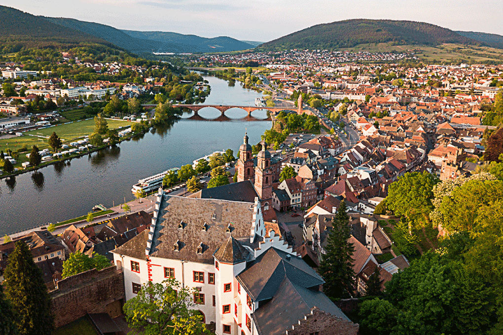 Miltenberg von oben. Foto: ©DREI AM MAIN Tourismusgemeinschaft, Holger Leue Miltenberg von oben. Foto: ©DREI AM MAIN Tourismusgemeinschaft, Holger Leue